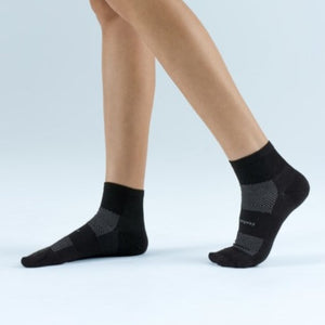 High Performance Ultra Light Cushion Quarter Socks black|גרבי ריצה וספורט - Black