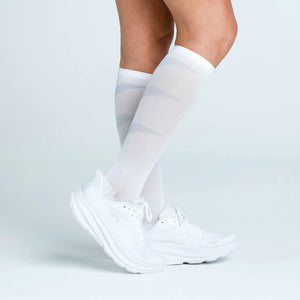 Graduated Compression Knee High Sock (גרבי לחץ) - white